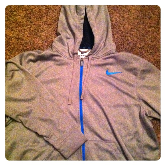 Nike Zip Up!