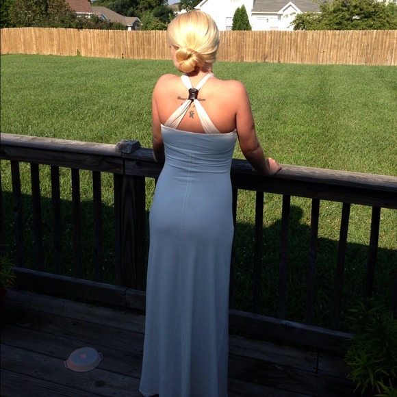 Long elegant BEBE evening gown - Picture 4 of 4