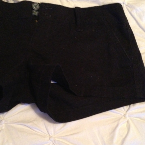 Black AE shorts - Picture 3 of 4