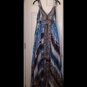 Size 8 long beautiful beach dress!
