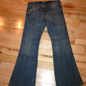 Perfection! 7 for All Mankind A-Pocket Jeans