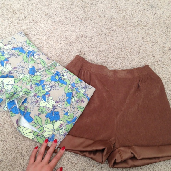 Summer Shorts Bundle - Picture 4 of 4