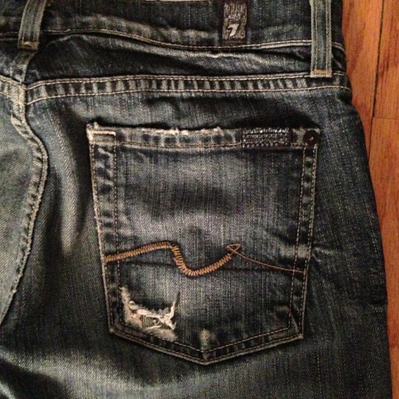 Sold!!!!!! 7 for all Mankind boyfriend fit jeans - Picture 3 of 3