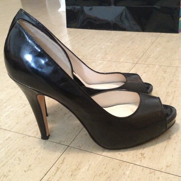 Steven by Steve Madden black patent pumps Sz 7