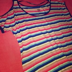 🔷Jessica Simpson Top - Medium