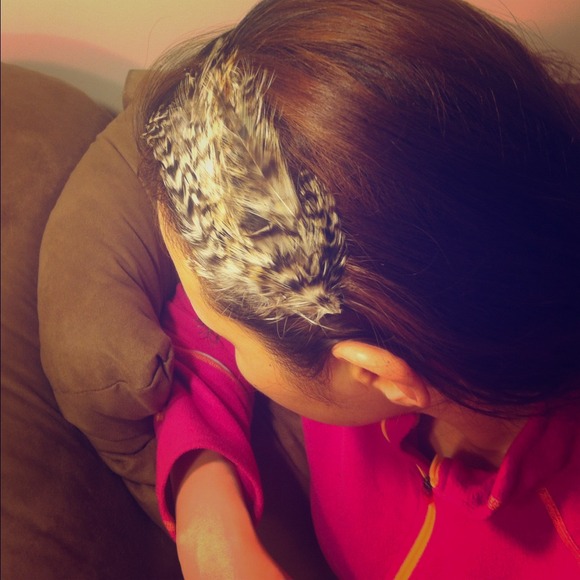 Feather headband