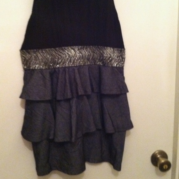 💃Body central zebra dress💃 - Picture 2 of 3
