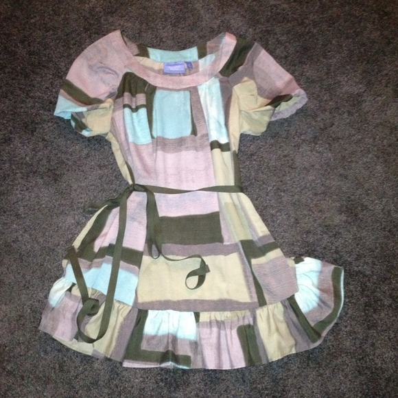 Vera Wang top