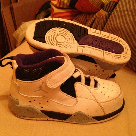 SOLd 8c toddler Jordan