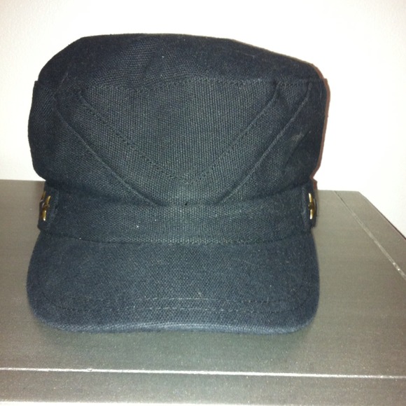 Hat - Picture 3 of 3