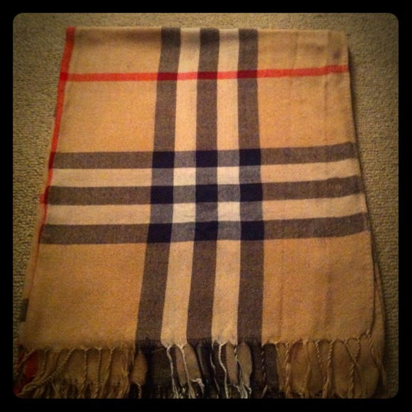 REDUCED!!!!Amazing plaid scarf!!!