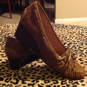 Beautiful Low Wedge Moccasin Nurture Shoes