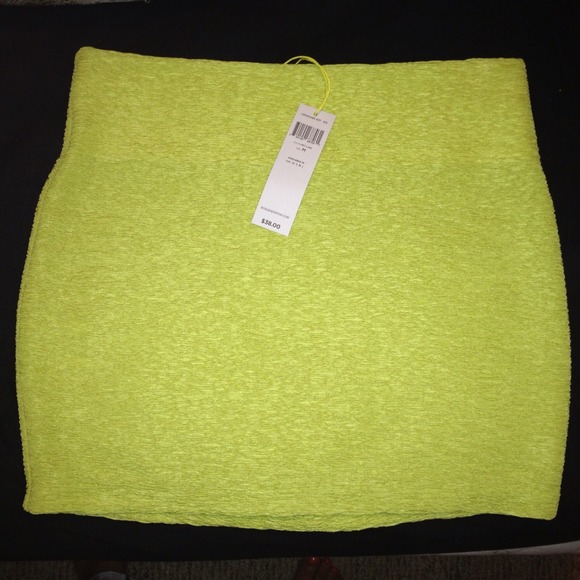 Neon Bcbgmazaria skirt. NWT