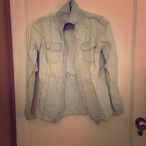 Fashionable light denim chambray button down
