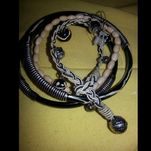 Bracelet set