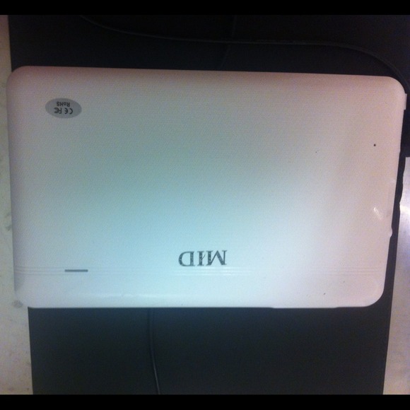 Android tablet never used!! - Picture 2 of 4