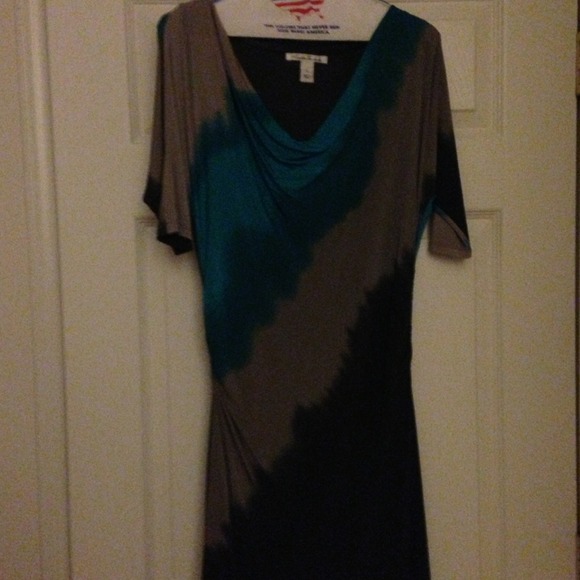 Kenneth Cole dress perfect for work to evening! - Picture 2 of 2