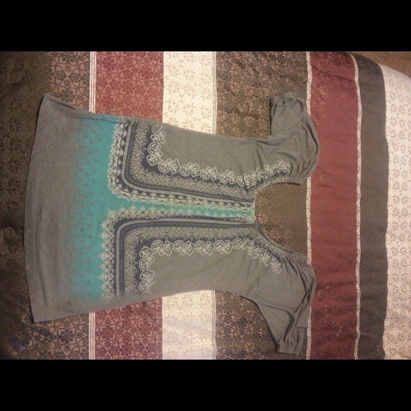 TRADED Tunic top