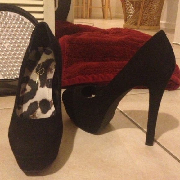 Jessica Simpson Suede Black Stilettos