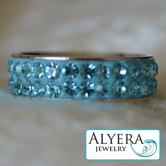 NEW! Sparkling Aqua Band - Picture 3 of 3