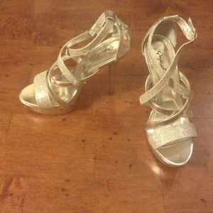 Silver Strappy High Heels - size 6.5