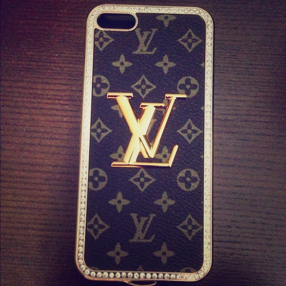 2 iPhone cover! One for $35