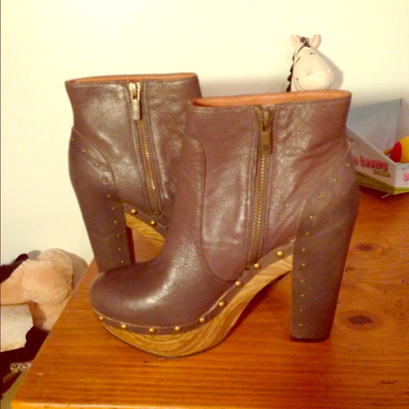 Lucky high heel boots. Brand new. Size 7. - Picture 1 of 3