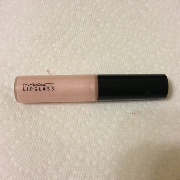 SOLD LIMiTED EDITION MAC Lipglass "Night Affair"