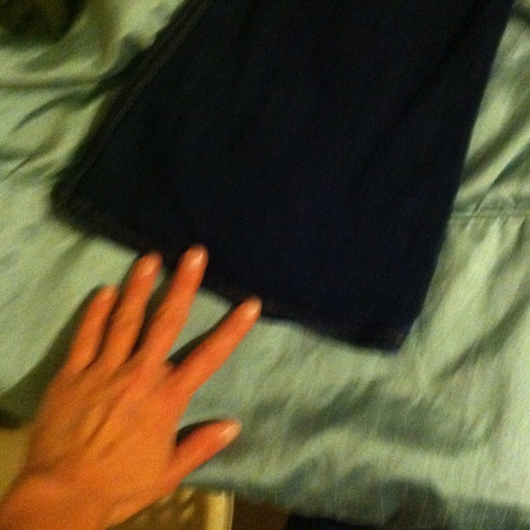 NEW!!!!!REDUCED!!!!!! A&F JEANS FLARE - Picture 3 of 4