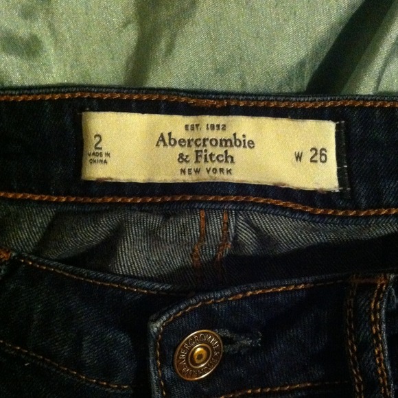 NEW!!!!!REDUCED!!!!!! A&F JEANS FLARE - Picture 4 of 4