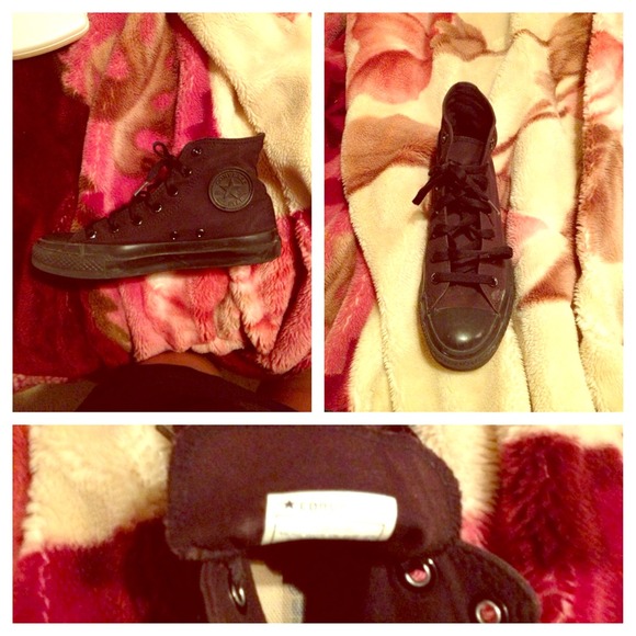 Black converses