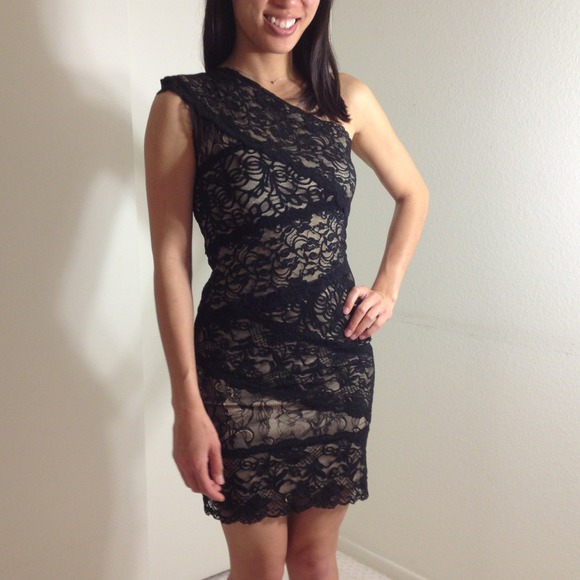 Sexy Bebe Black Lace Dress 😘