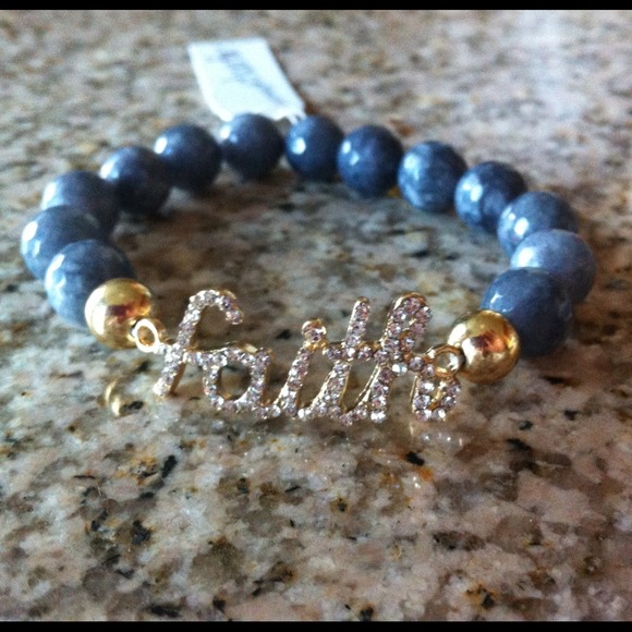 ⚡FLASH SALE⚡Faith Rhinestone Bracelet - Picture 3 of 3