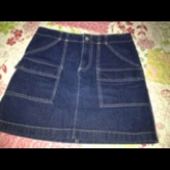 Gap Denim skirt.