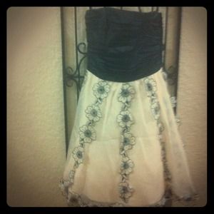 Betsy Johnson evening dress