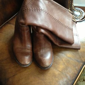 Tory burch brown boots