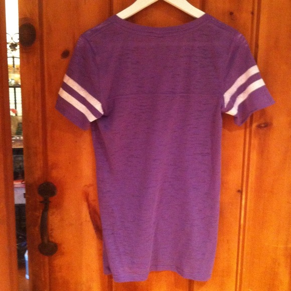 Pink vs purple - Picture 2 of 2