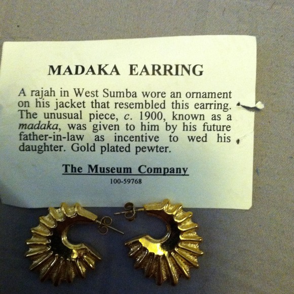 Madaka earrings