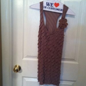 Pretty ruffled blouse w/racer back