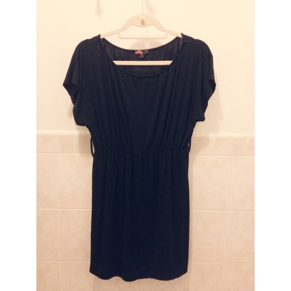 F21 Classic Cotton Black Dress