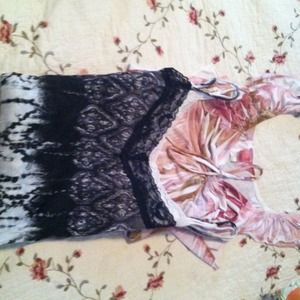 Sold in bundle for @tammiern