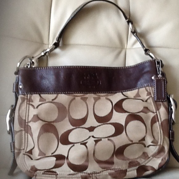 **REDUCED**Authentic signature Coach handbag.