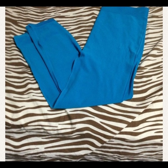 Blue and pink leggings