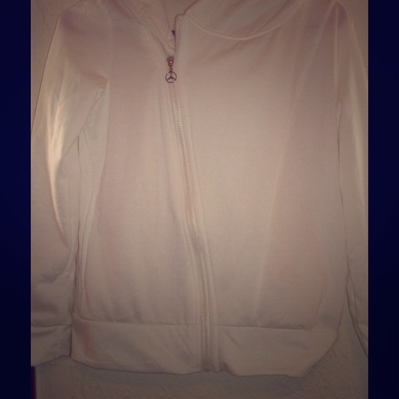 White hoodie