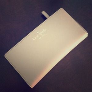BNWT KATE SPADE TAUPE WALLET