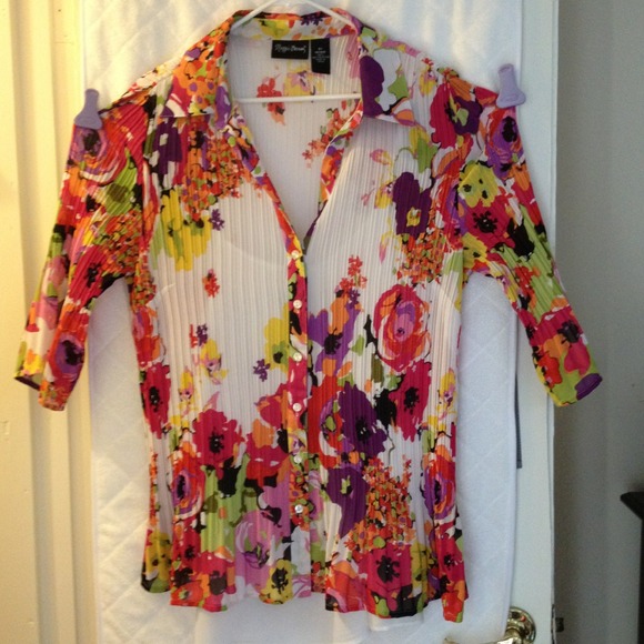 Reduced•Colorful 2 piece top