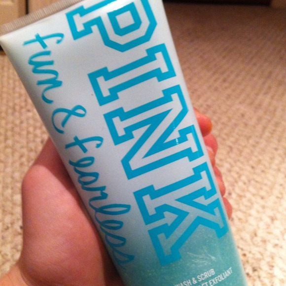Pink shower gel - Picture 1 of 1