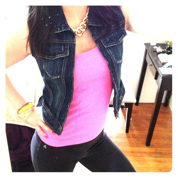 ❌SOLD❌Denim zip up vest