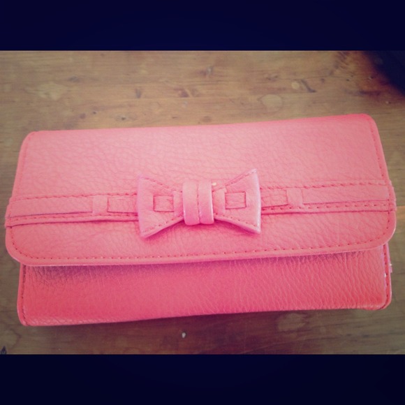 Pink Jessica Simpson clutch/wallet! :)