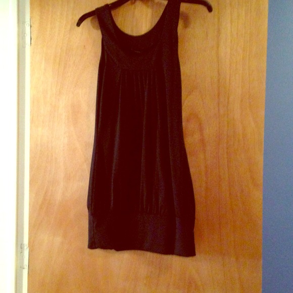 🚫Sold in bundle🚫 Black top